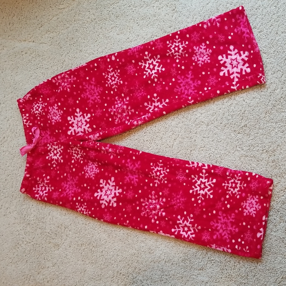 Red snowflake fleece pajama pants